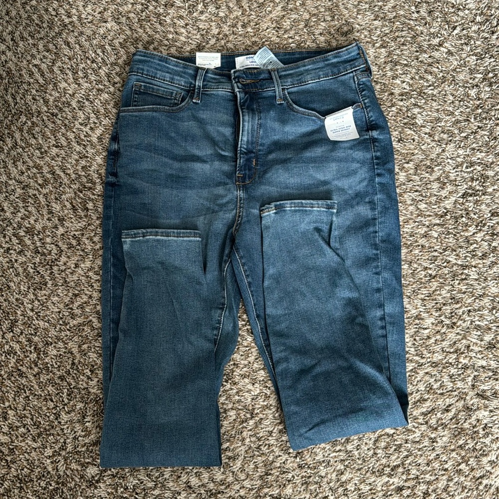 Brand new Levi jeans
